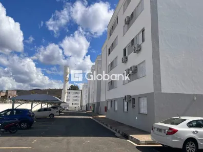 Apartamento com 2 Quartos à venda, 45m² no Jardim Panorama, Montes Claros