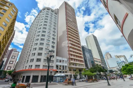 Sala Comercial à venda, 29m² no Centro, Curitiba