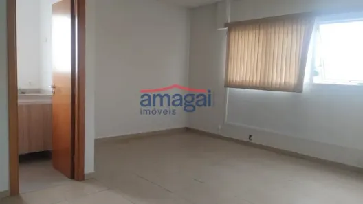 Sala Comercial à venda, 33m² no Centro, Jacareí