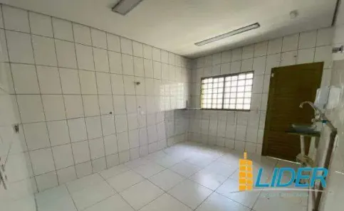 Imóvel Comercial para alugar, 180m² no Fundinho, Uberlândia