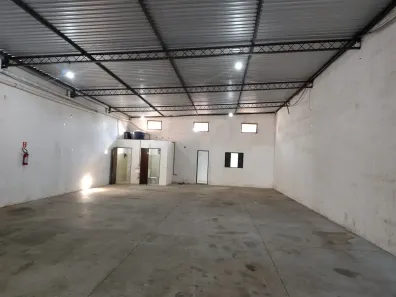 Galpão/Depósito/Armazém para alugar, 250m² no Jardim Diamante, São José dos Campos