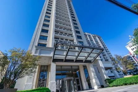 Sala Comercial para alugar, 44m² no Três Figueiras, Porto Alegre