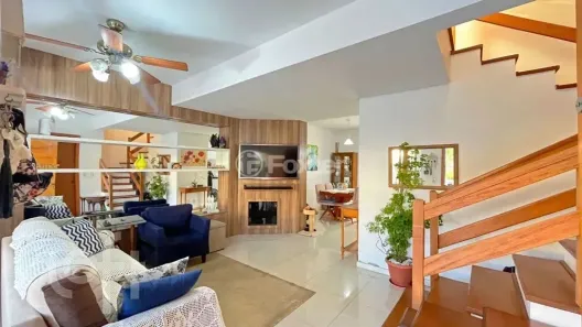 Sobrado com 3 Quartos à venda, 134m² no Hípica, Porto Alegre