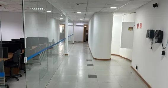 Ponto Comercial para alugar, 925m² no República, São Paulo