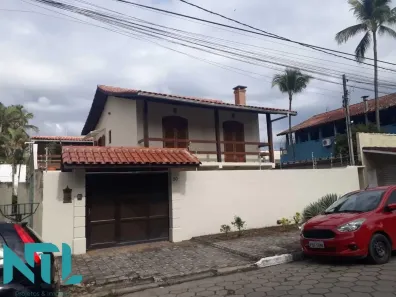 Sobrado com 3 Quartos à venda, 250m² no Perequê, Ilhabela