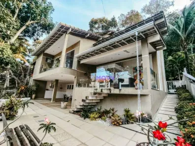 Casa de Condomínio com 3 Quartos à venda, 360m² no Inoã (Inoã), Maricá