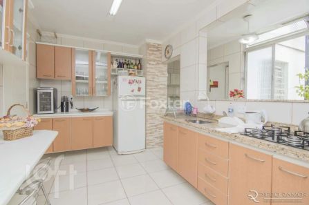 Apartamento com 3 Quartos à venda, 132m² no Jardim São Pedro, Porto Alegre
