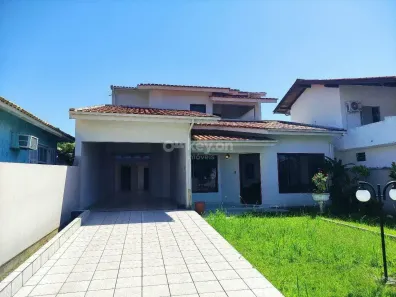 Casa com 4 Quartos à venda, 364m² no Oficinas, Tubarão