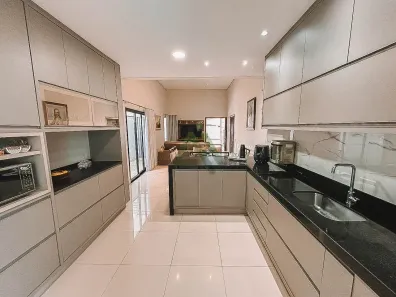 Casa de Condomínio com 3 Quartos à venda, 148m² no Residencial Portal do Lago, Sumaré