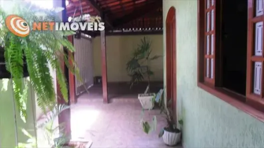 Casa com 4 Quartos à venda, 240m² no Carajás, Contagem