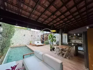 Casa com 5 Quartos à venda, 290m² no Barra da Tijuca, Rio de Janeiro