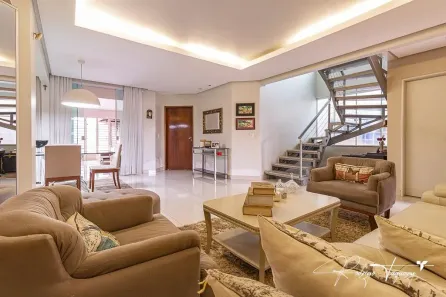 Sobrado com 4 Quartos à venda, 421m² no Jardim América, Goiânia