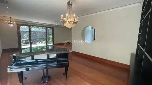 Casa com 4 Quartos à venda, 348m² no Jardim Luzitânia, São Paulo