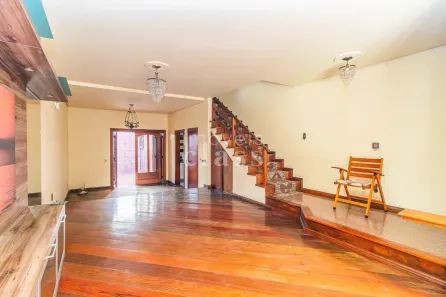 Casa com 3 Quartos à venda, 243m² no Menino Deus, Porto Alegre