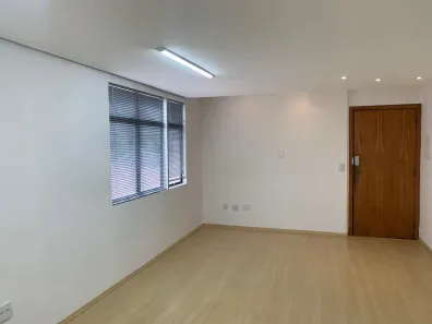 Sala Comercial para alugar, 28m² no São João, Porto Alegre