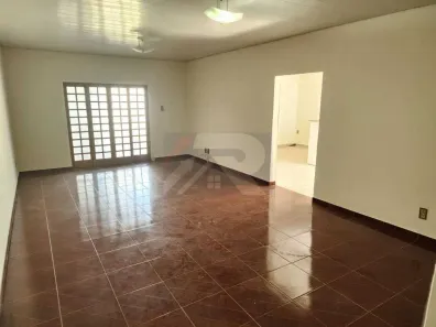 Casa com 3 Quartos à venda, 150m² no Vila Nova, Rio Claro