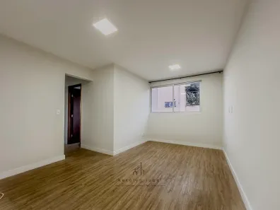 Apartamento com 3 Quartos para alugar, 60m² no Portão, Curitiba