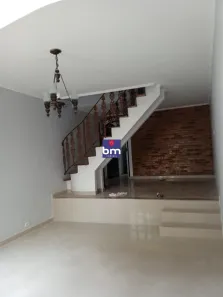 Sobrado com 2 Quartos para alugar, 80m² no Jardim Olinda, São Paulo