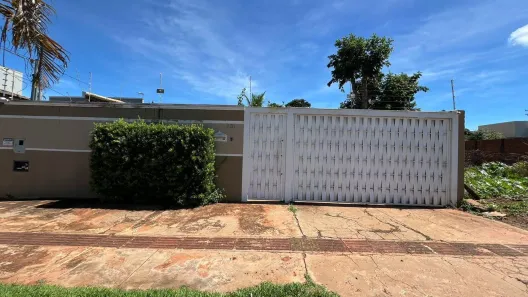 Sobrado com 1 Quarto à venda, 238m² no Carandá Bosque, Campo Grande