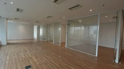 Sala Comercial para alugar, 164m² no Itaim Bibi, São Paulo