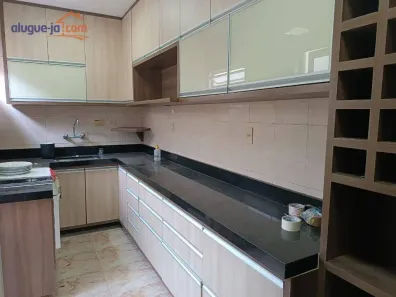 Casa com 3 Quartos para alugar, 120m² no Jardim Satélite, São José dos Campos