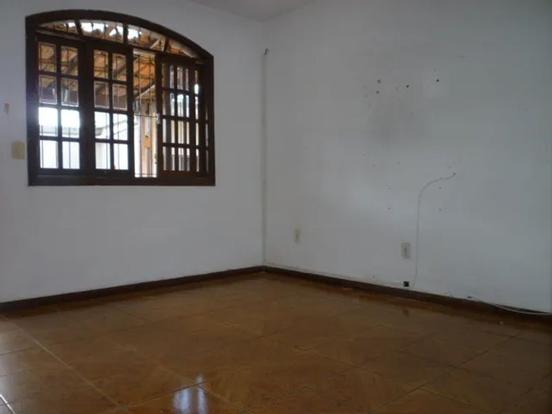 Casa com 2 quartos — Santa Branca, Belo Horizonte