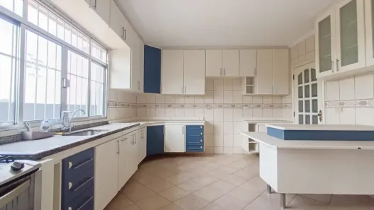 Sobrado com 4 Quartos para alugar, 450m² no Jardim do Tiro, São Paulo