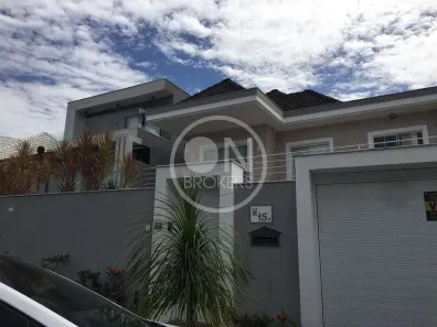 Casa de Condomínio com 4 Quartos à venda, 240m² no Recreio dos Bandeirantes, Rio de Janeiro