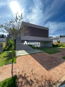 Casa de Condomínio com 4 Quartos à venda, 255m² no Granja Marileusa, Uberlândia