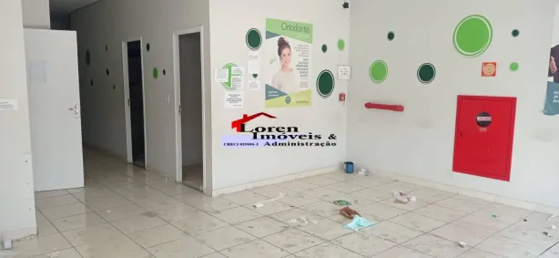 Sala Comercial para alugar, 170m² no São Jorge, Santos