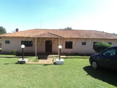 Fazenda/Sítio com 5 Quartos à venda, 300m² no Centro, Boituva
