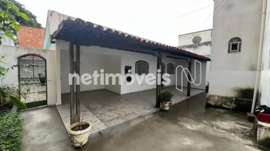 Casa com 3 Quartos para alugar, 100m² no Funcionários, Contagem
