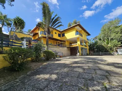 Casa com 10 Quartos à venda, 476m² no Pessegueiros, Teresópolis