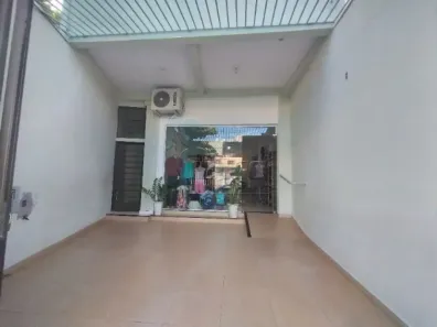 Casa com 3 Quartos para alugar, 218m² no Campos Elíseos, Ribeirão Preto
