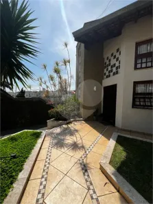 Sobrado com 4 Quartos à venda, 326m² no Vila Oliveira, Mogi das Cruzes