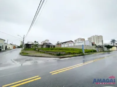 Lote/Terreno para alugar, 250m² no Loteamento Villa Branca, Jacareí