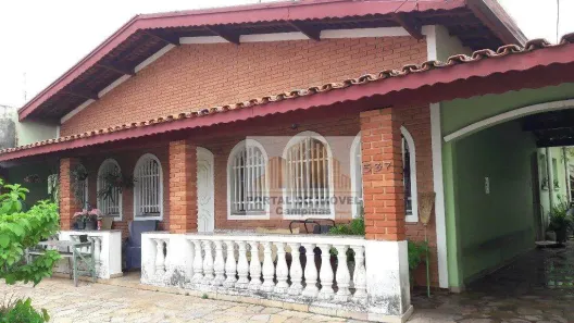 Casa com 3 Quartos à venda, 210m² no Jardim Nova Europa, Campinas
