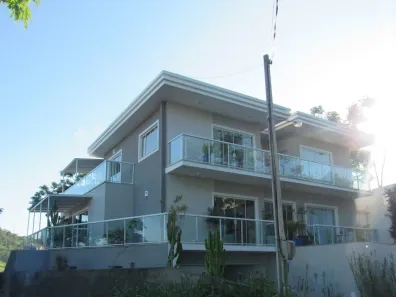 Casa com 4 Quartos à venda, 400m² no Lagoa, Macaé