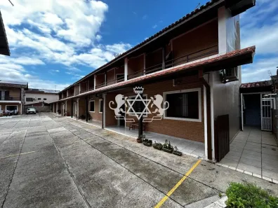 Sobrado com 2 Quartos à venda, 74m² no Massaguaçu, Caraguatatuba