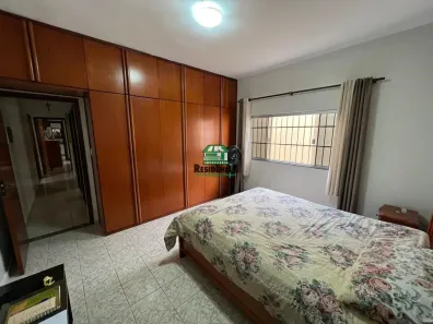 Casa com 3 Quartos à venda, 300m² no Santo André, Anápolis