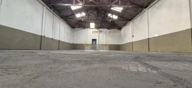 Galpão/Depósito/Armazém para alugar, 205m² no Vila Metalúrgica, Santo André
