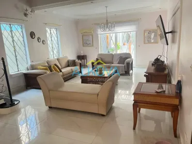 Sobrado com 4 Quartos à venda, 296m² no Jardim Apolo II, São José dos Campos