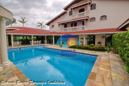 Casa de Condomínio com 5 Quartos à venda, 701m² no Centro, Peruíbe