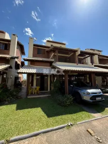 Casa de Condomínio com 4 Quartos à venda, 161m² no Torres, Torres
