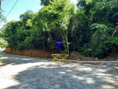 Lote/Terreno à venda, 1300m² no Granja dos Cavaleiros, Macaé