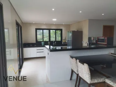 Fazenda/Sítio com 5 Quartos à venda, 340m² no Canjicas, Arujá