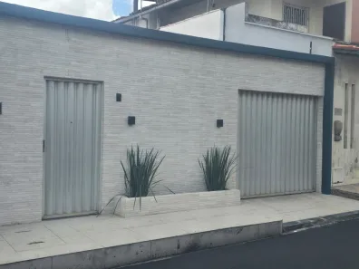 Casa com 3 Quartos para alugar, 200m² no Cohama, São Luís