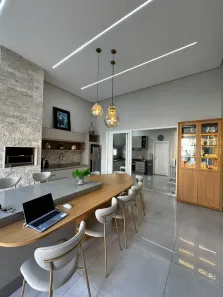 Casa com 3 Quartos à venda, 250m² no Núcleo Habitacional Sucuri, Cuiabá