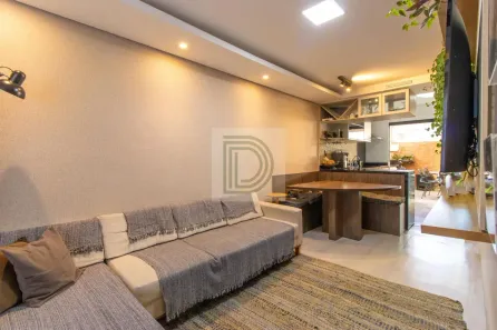 Sobrado com 3 Quartos para alugar, 90m² no Jardim Guerreiro, Cotia