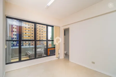 Sala Comercial à venda, 23m² no Batel, Curitiba